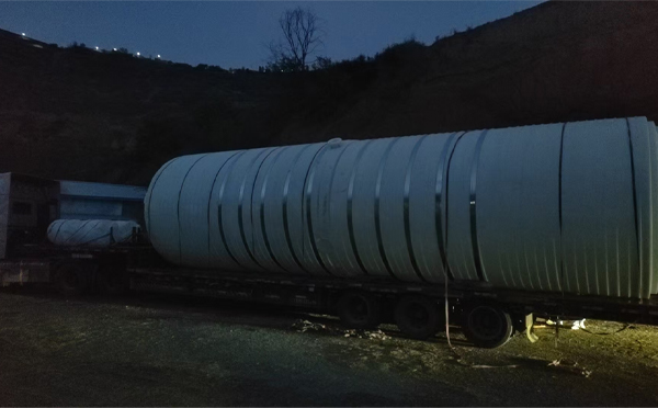 甘肃圆桶运输途中