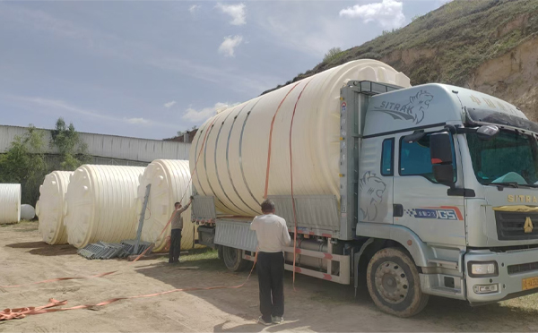 甘肃立式运输桶装车中